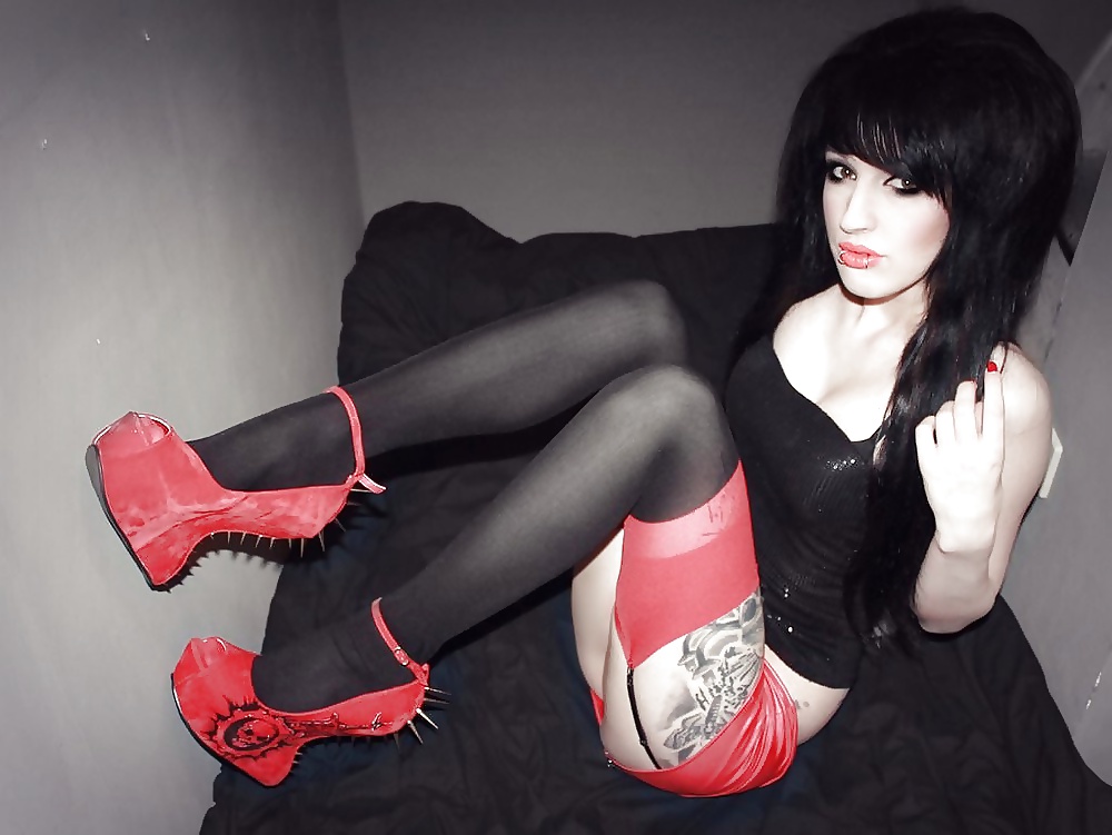 Lingerie shared domination emo
