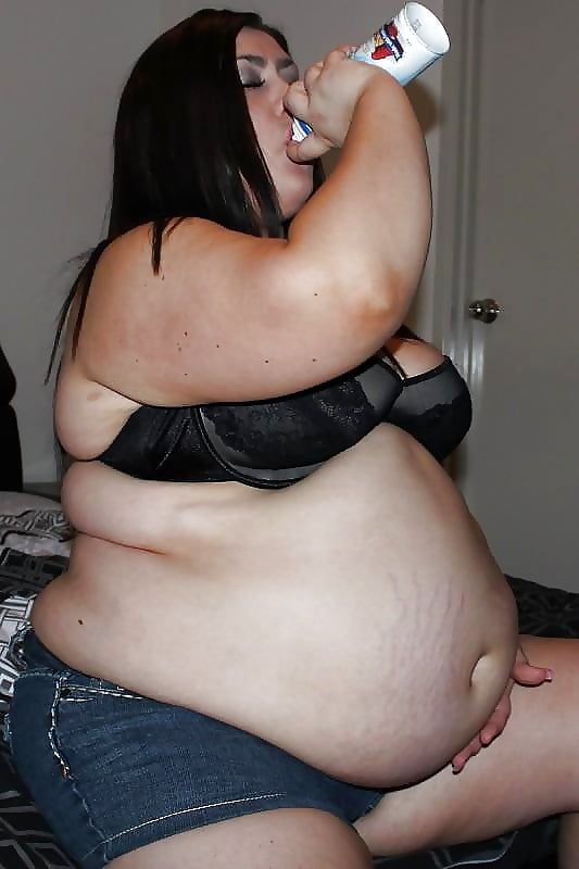 Красивые жирные телки на эротических снимках. Фото с голыми жирными телками