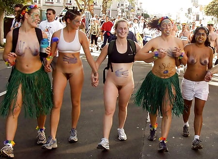 Porn Image Bottomless Participants At Bay To Breakers Run 203186272