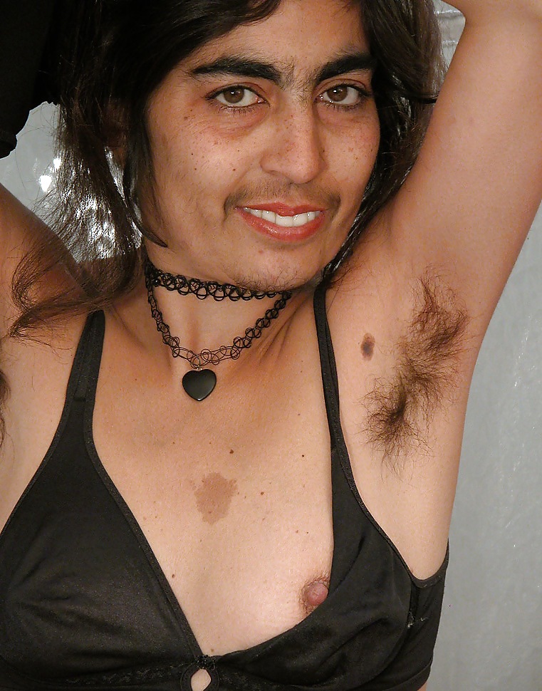 Индианка с волосатой грудью фото