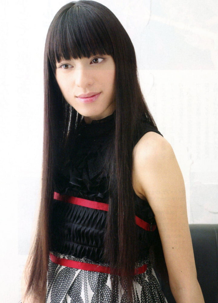 Japanese Actress And Singer Chiaki Kuriyama Pics Free Nude Porn Photos