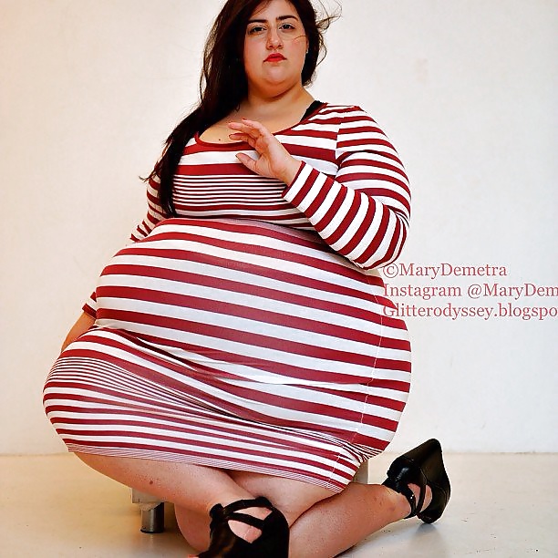 SSBBW clothed & public 2 adult photos