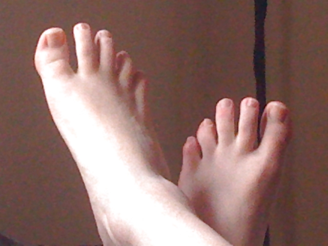 my toes adult photos