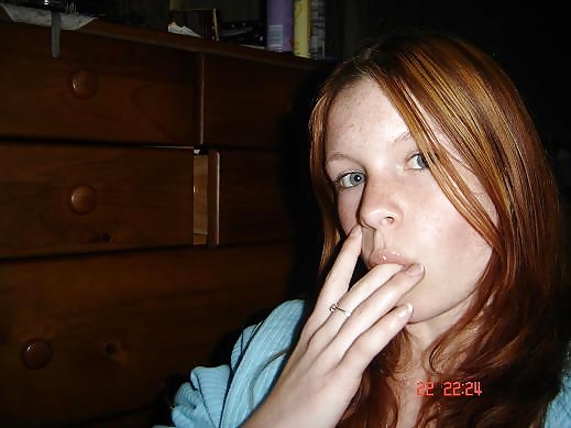 Geiles Girl mit roten Haaren... adult photos