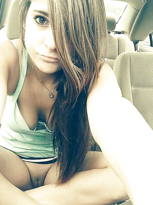 Selfie Queens adult photos