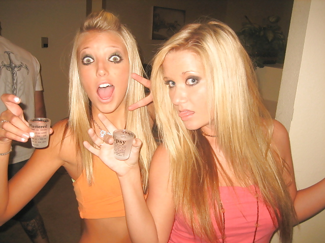 Private:  Friends Partying It Up In College adult photos