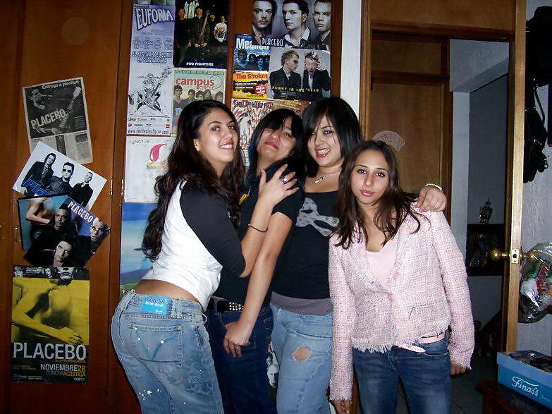 YOUNG ARABS III adult photos