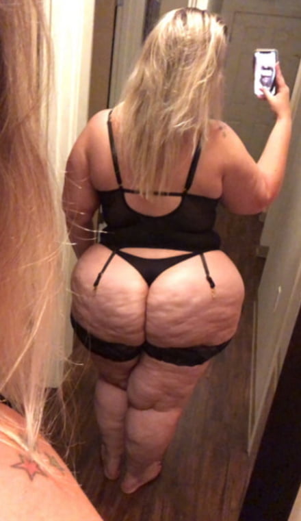 Big ass11 - 17 Pics