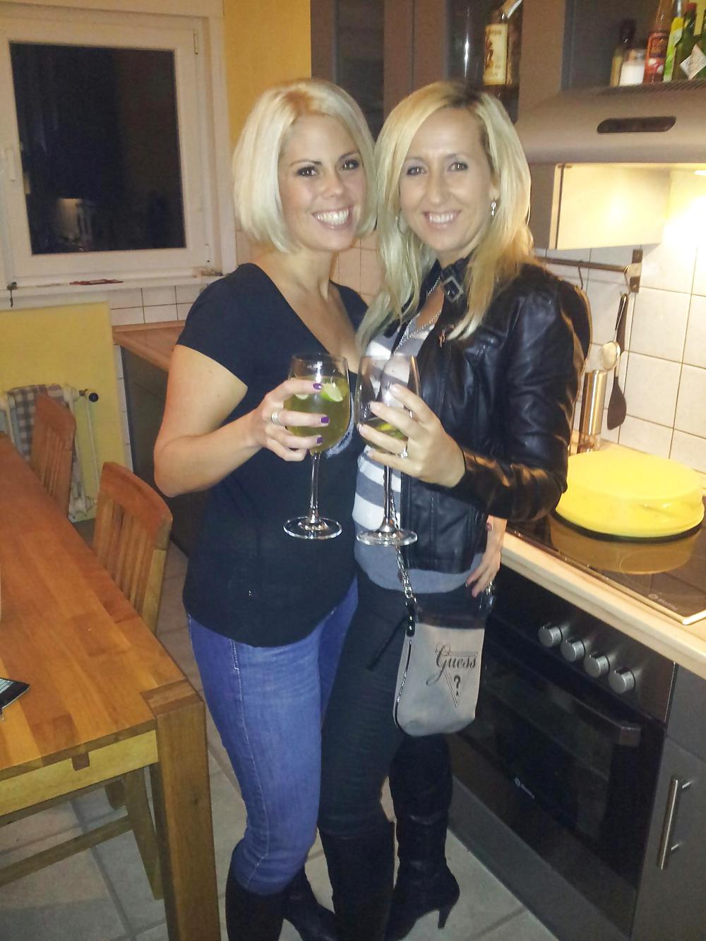 Welche ist geiler (Which one is hotter) 3 ? adult photos