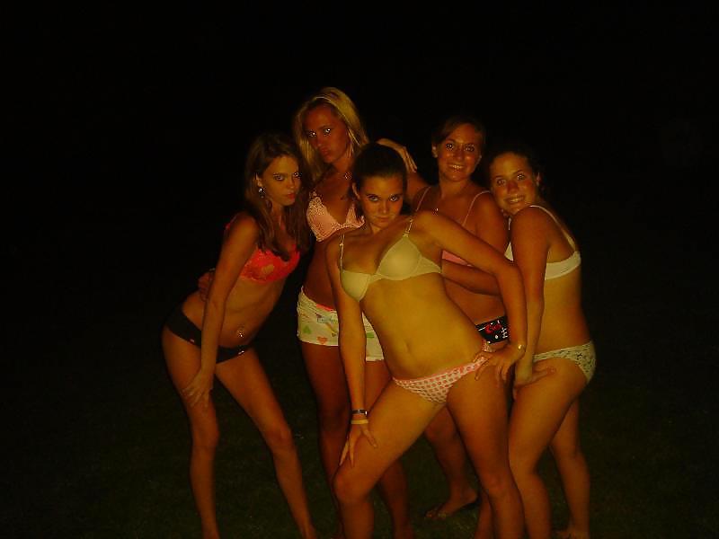 Bra Babes 78 adult photos