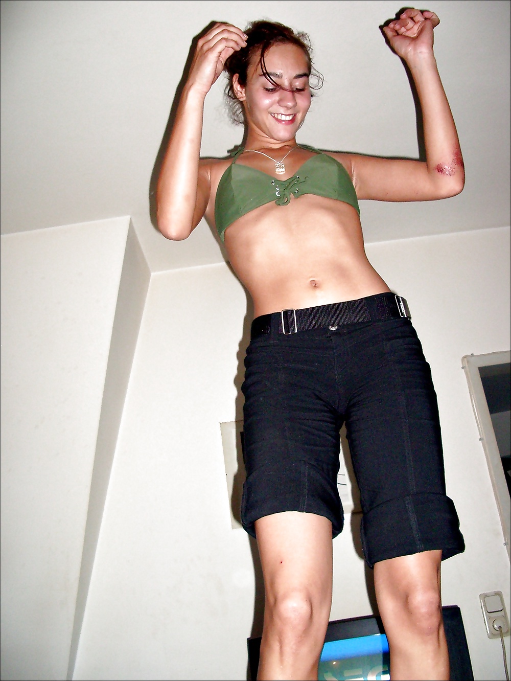 Susi-Table Strip adult photos