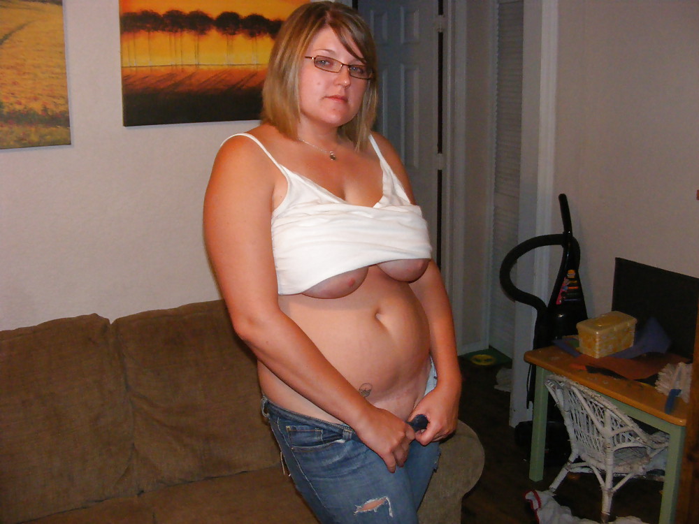 BEAUTY CHUBBY GIRL...FUCK WITH ME !! adult photos