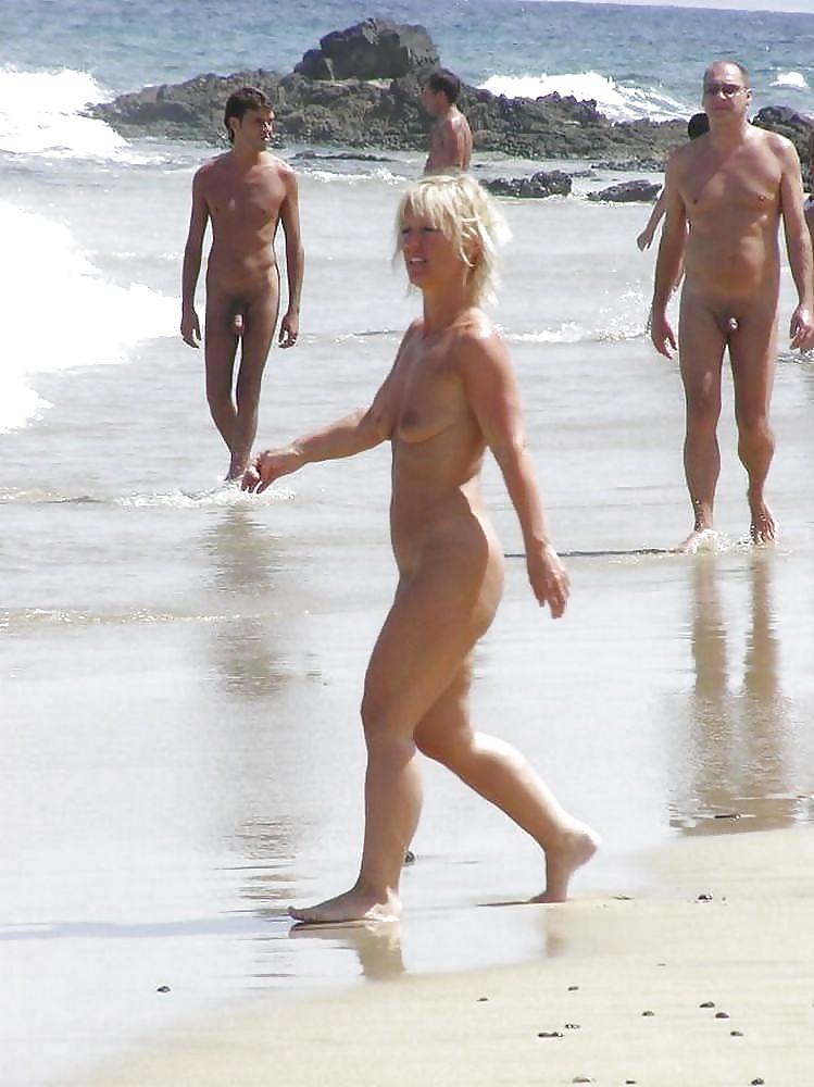Naked beach 127. adult photos