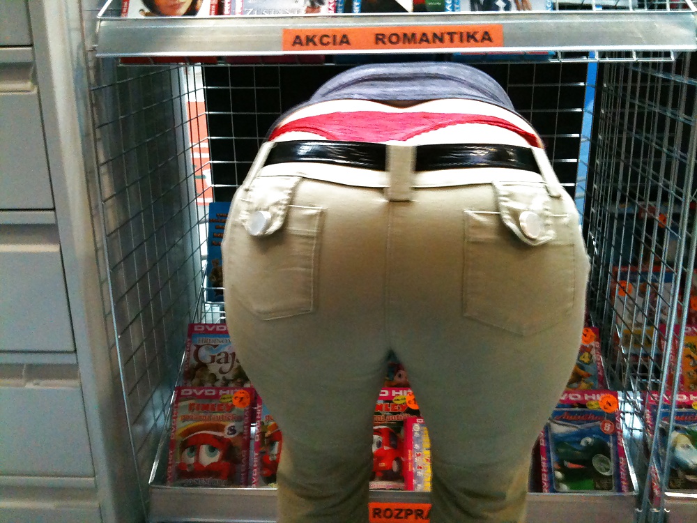 Candid red thong big ass in tight jeans adult photos