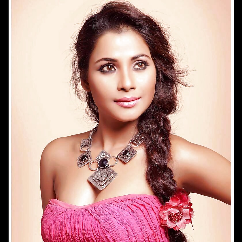 PAKISTANI BABES adult photos