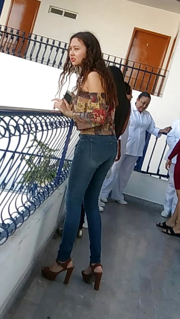 linda nena en jeans voyeur mexicanas adult photos