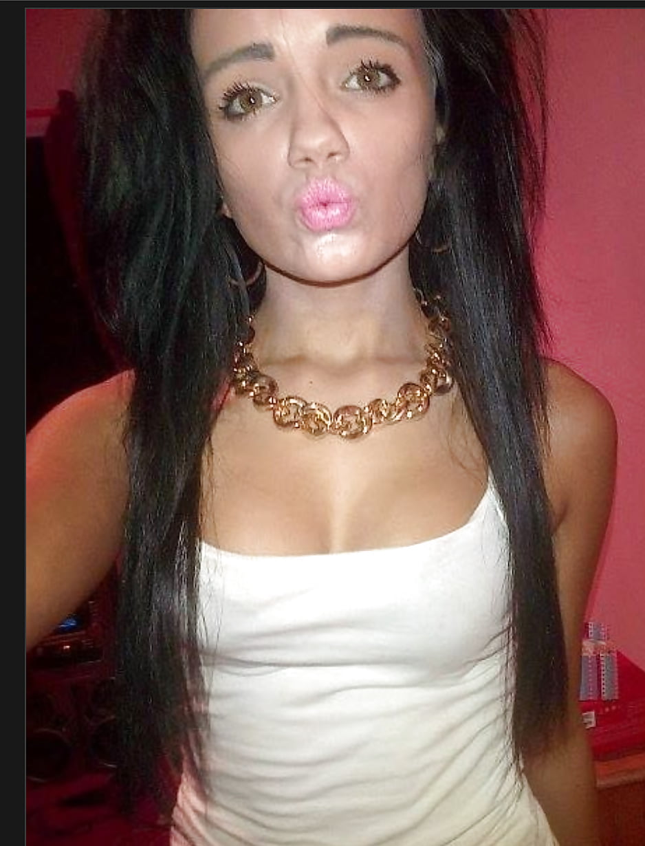 Irish Slut adult photos
