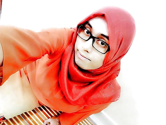 Malay Hijab Gurl adult photos