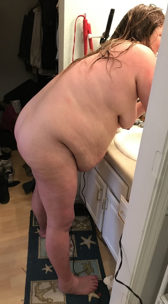 Big Ass BBW Wife Pussy Spread adult photos