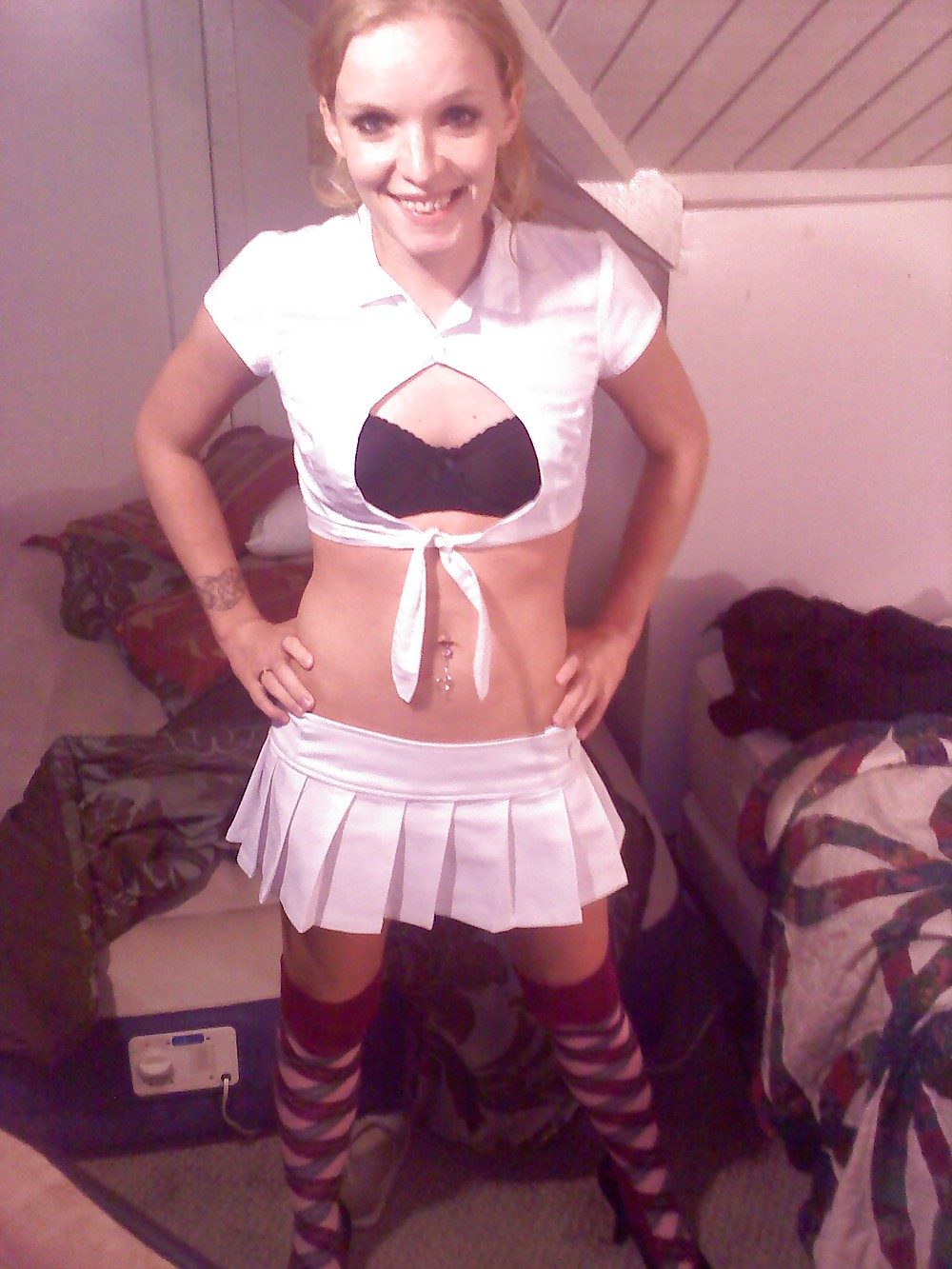 sexy amateur amy, white skirt and stockings adult photos