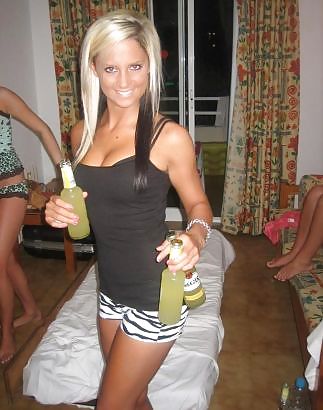 Real girls from the net 6 adult photos
