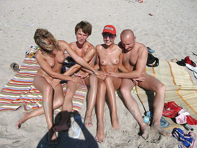 Beach girls 7. adult photos