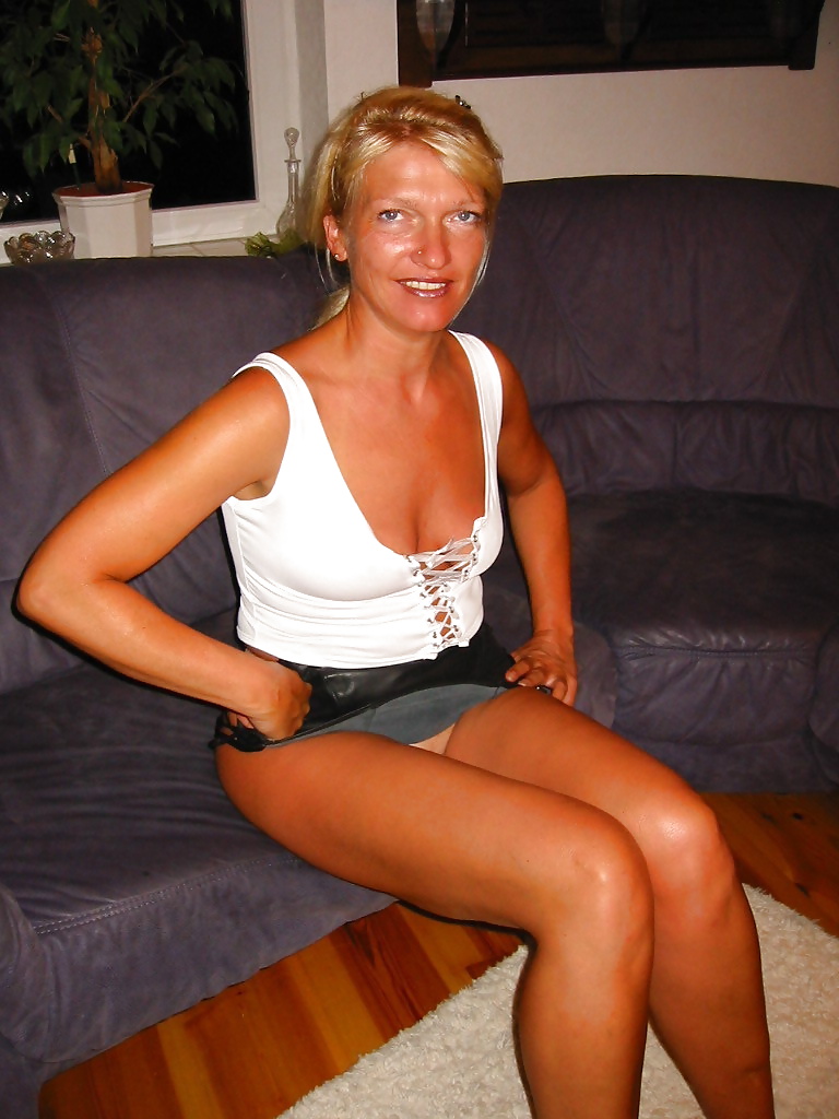 Sexy Mature German Wife Frauke 2 adult photos