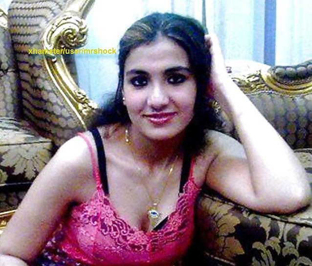 I like arab girls 65 adult photos