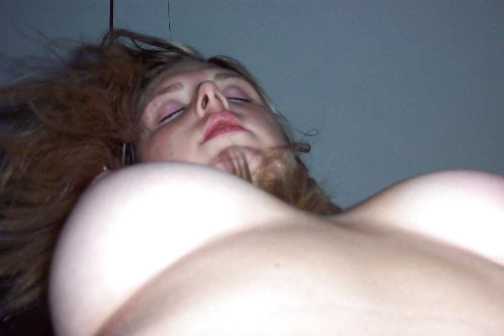 BLONDE SUCKING AND FUCKING adult photos