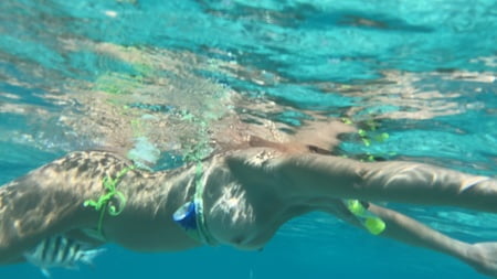 rate my naked diving experience         