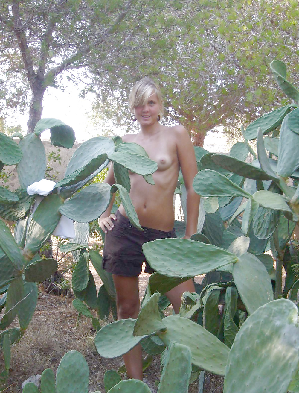 blond unseen holiday beach adult photos