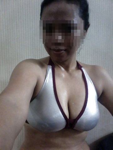 indonesia- selingkuh ama binor jilbab adult photos