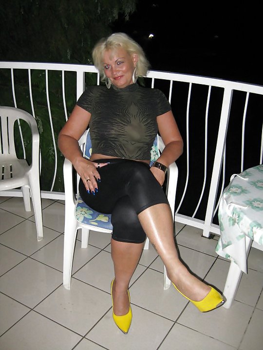 Mature and Sexy adult photos