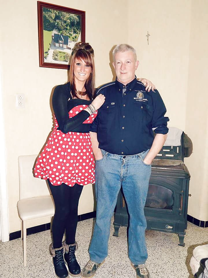 Un jour, je ne pourrais pas me retenir et... adult photos