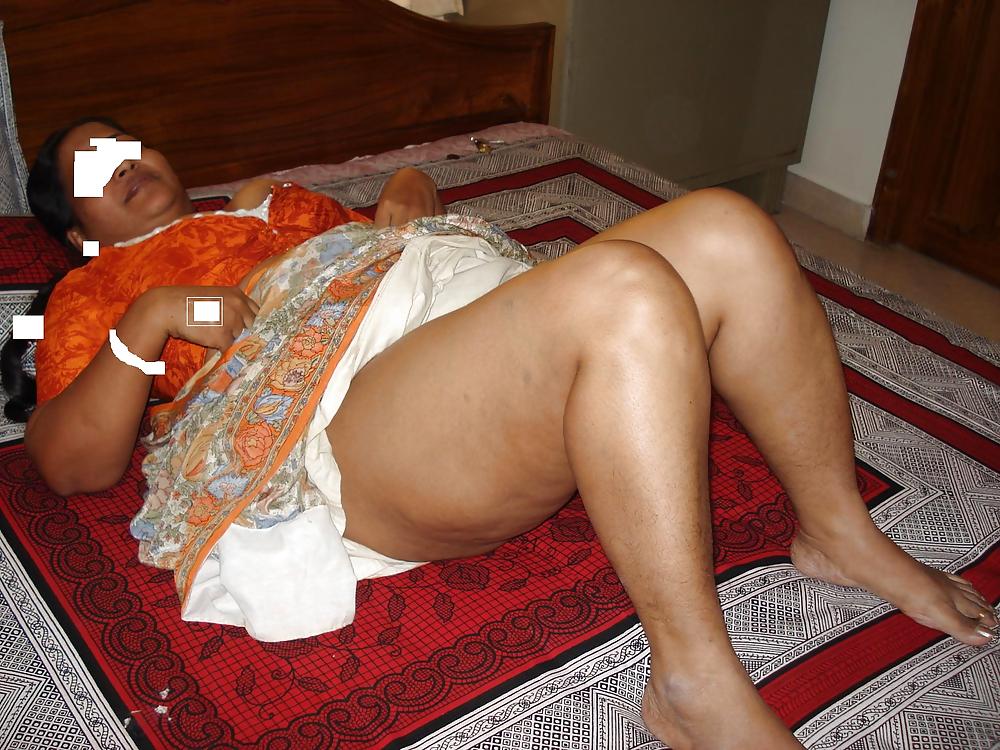 Indian Vizag BBW Aunty Courtsey Nandkok adult photos