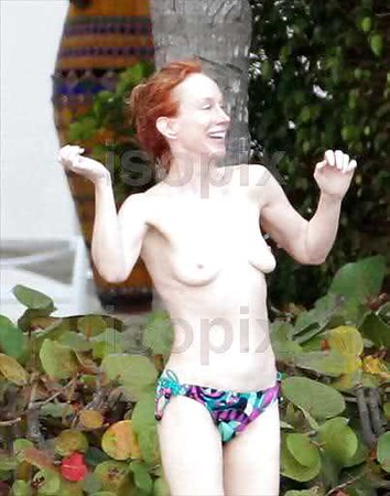 nude photos of kathy griffin