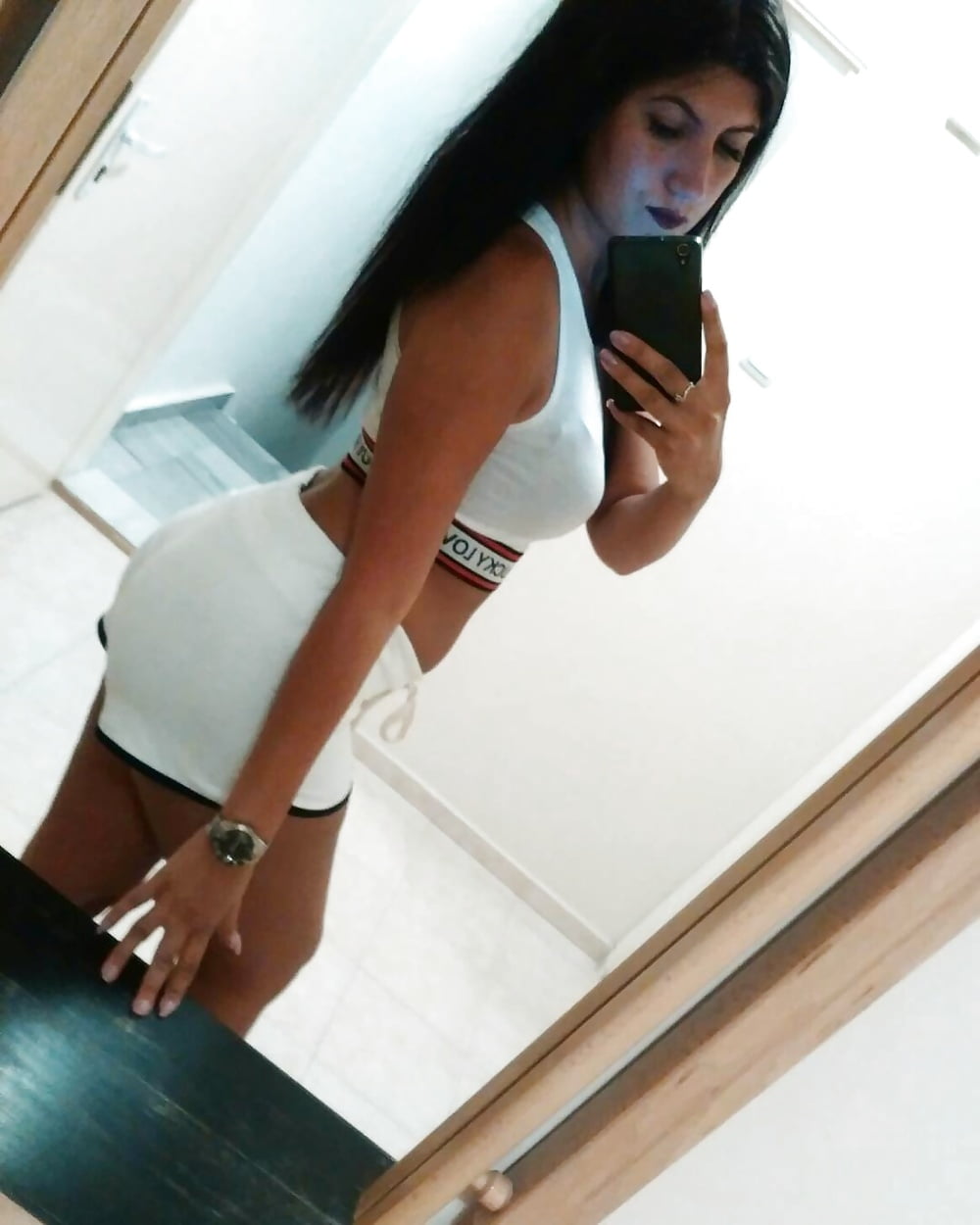 Serbian big boobs Djina Jovanovic adult photos