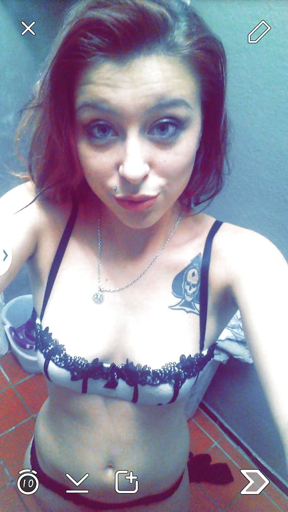 ptite salope adult photos