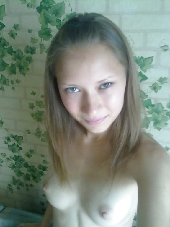 Amateur Blonde Teen adult photos