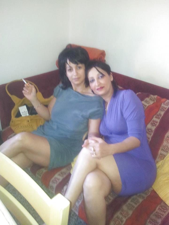 arab girl adult photos