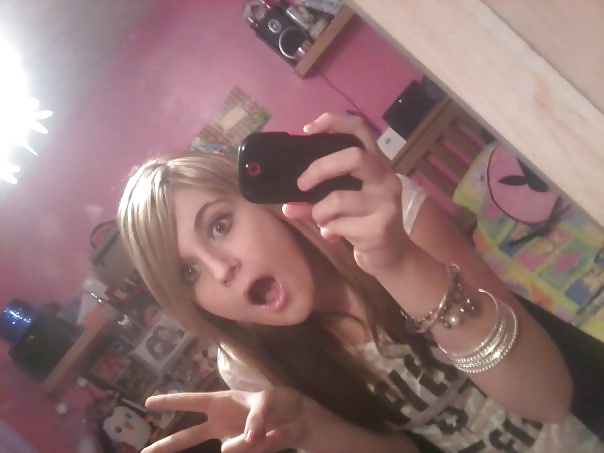 Hello There adult photos
