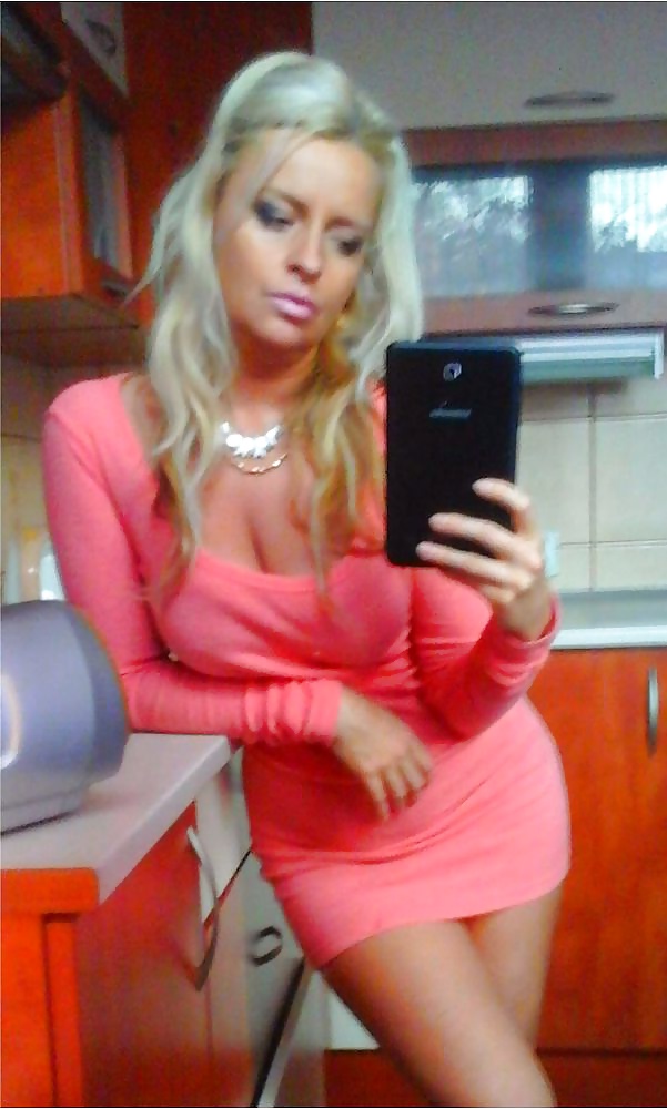 Polish Milf Agnieszka adult photos