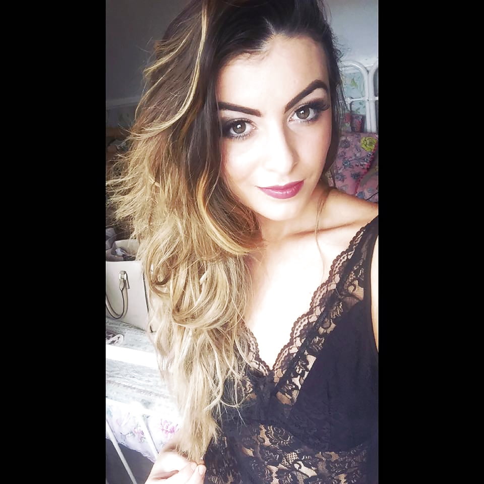 Sexy UK Teen adult photos