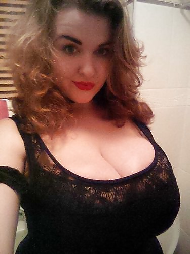 Huge Amatuer Tits in Tight Clothing adult photos