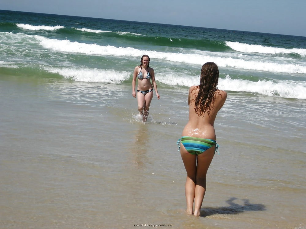 Random girlfriends: at the beach adult photos