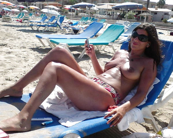 Naked beach 46. adult photos