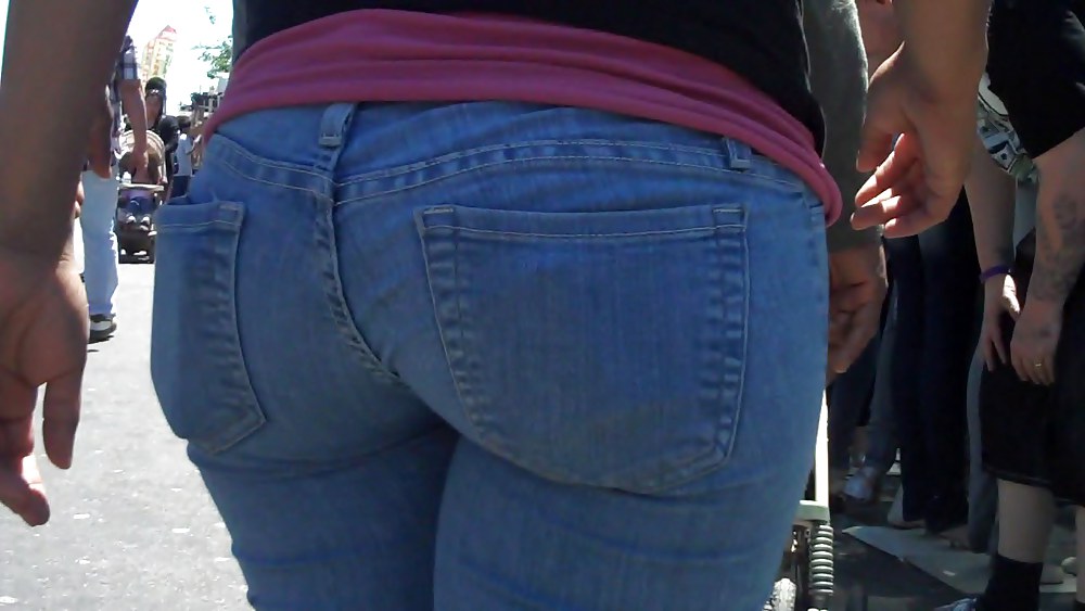 Real nice so fine sweet ass & bubble butt in jeans adult photos
