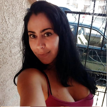 Latina 1 adult photos