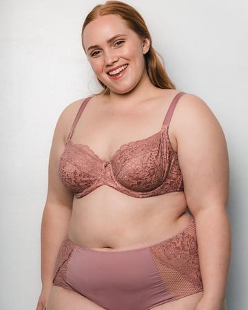 bbw sexy bra lynley eilers         