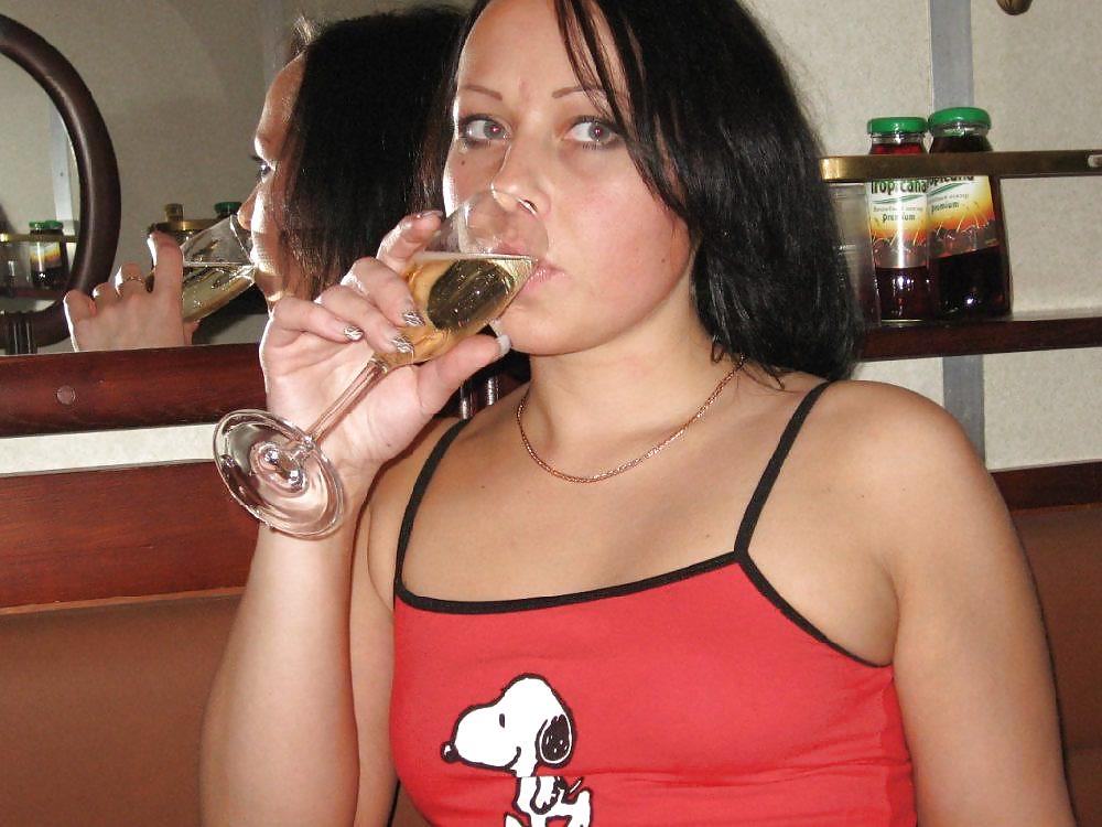 RUSSIAN SWINGERS X adult photos